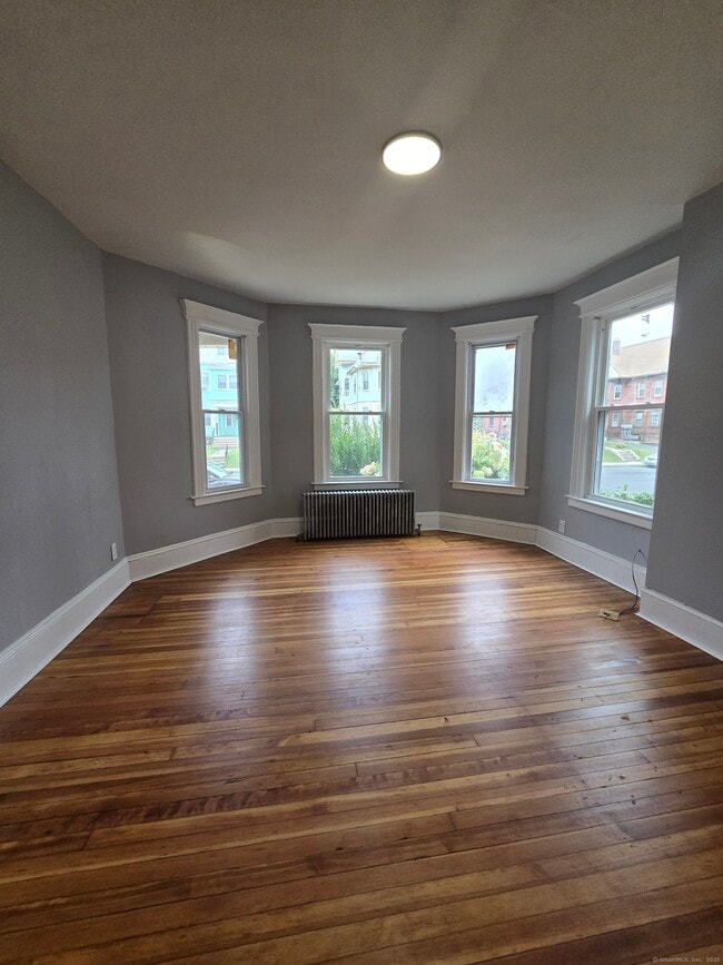 Building Photo - 78 Sisson Ave