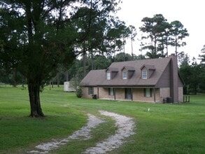 Building Photo - 14299 Peterson Ln