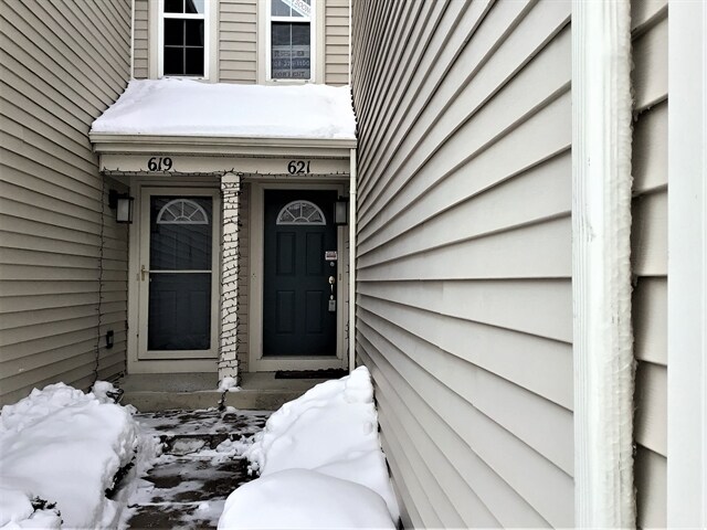 Building Photo - 621 Arbor Circle