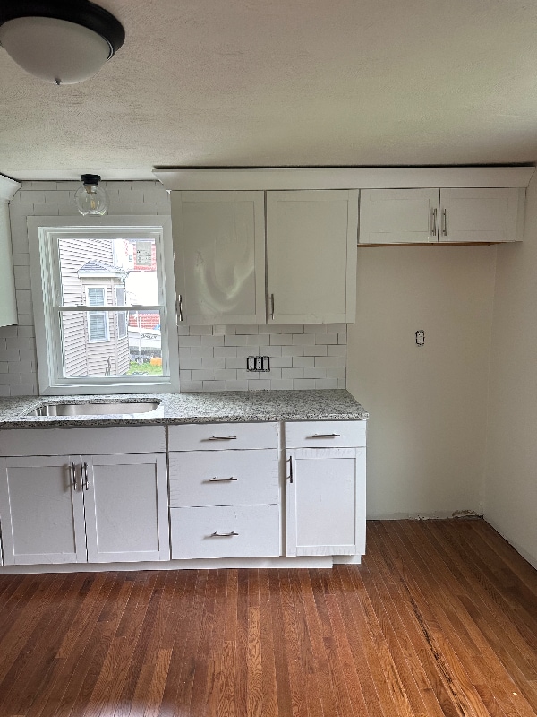 Photo - 139 Dante St Apartment