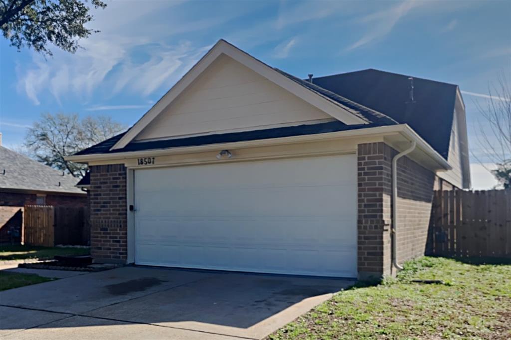 Primary Photo - 18507 Bridoon Dr