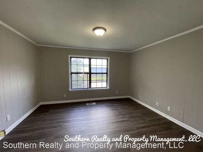Building Photo - 5 br, 2 bath House - 1437 Pampas Place