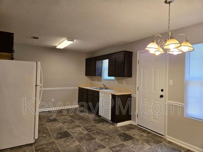 Foto del edificio - 3207 Barker Ct