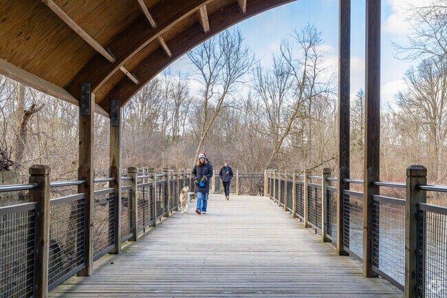 The Border to Border Trail follows the Huron River to connect Dexter to Chelsea and Ann Arbor.