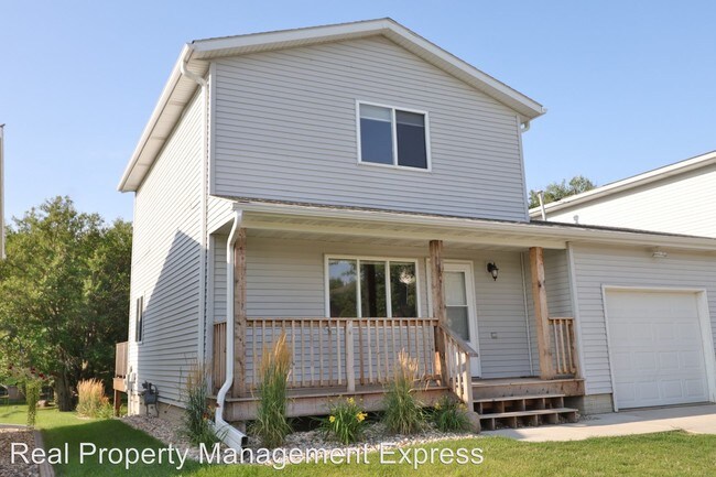 Building Photo - 6201-6203 W 43rd St