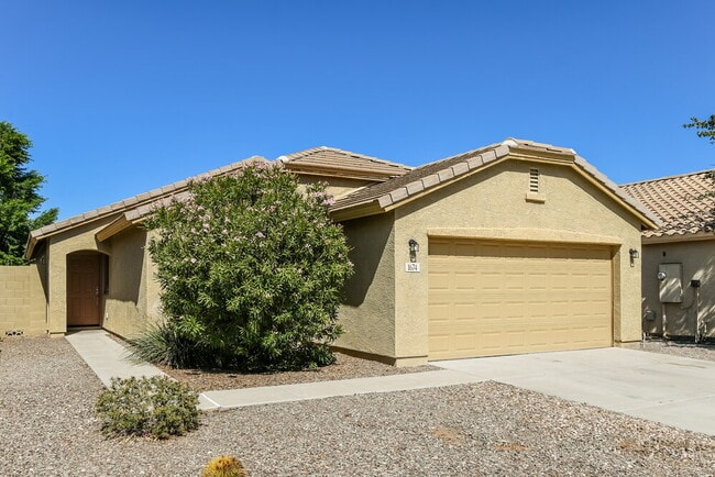 Building Photo - 1674 W Corriente Dr