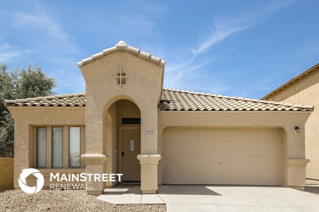 Building Photo - 3224 S 92nd Dr