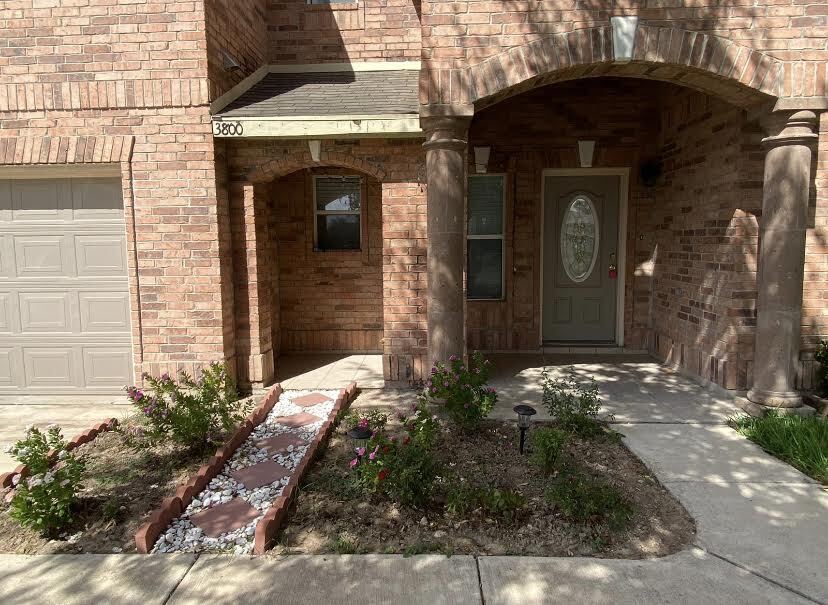 Foto principal - 3800 Monette St