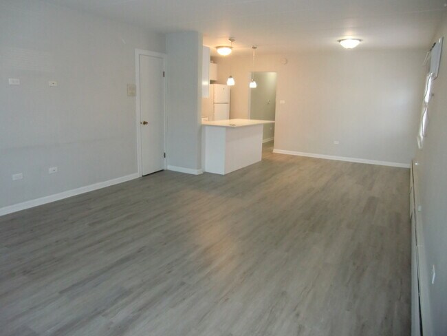 Building Photo - 10721 Keating Ave