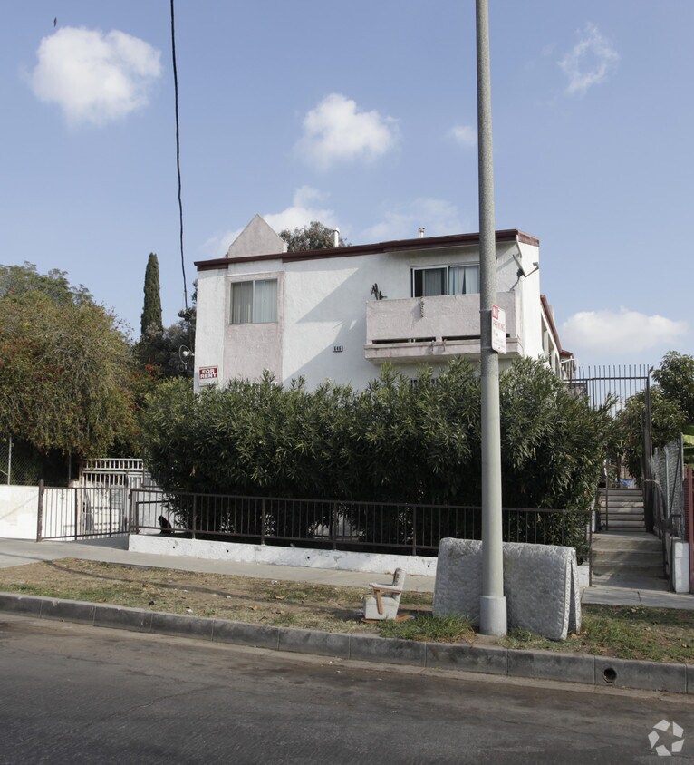 Building Photo - 646 N Westmoreland Ave