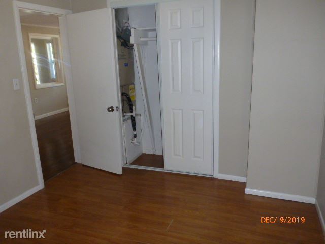 Building Photo - 3 br, 1 bath House - 2836 Olympic street