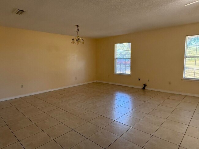 Building Photo - 12341 US-90