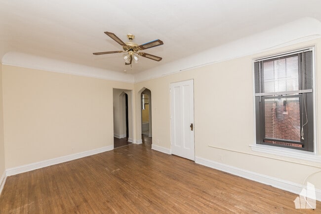 Foto del edificio - 4407 N Wolcott Ave