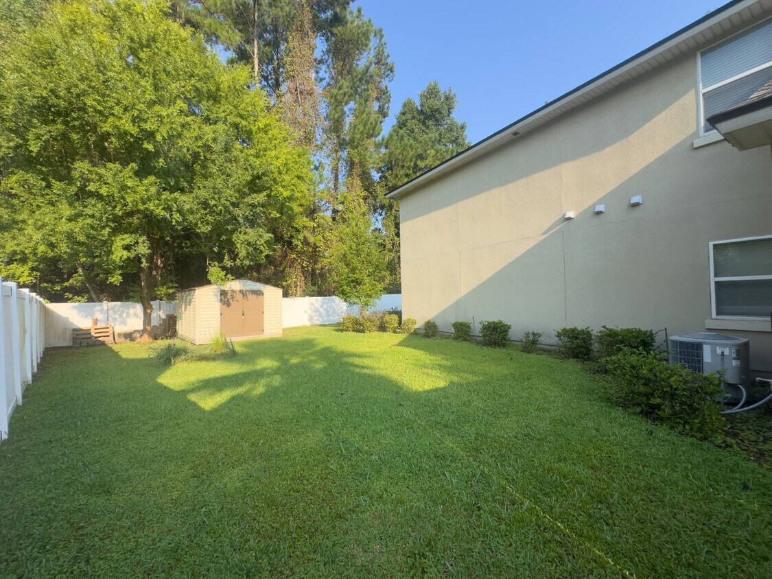 Foto principal - 15 Hunters Hollow Ct