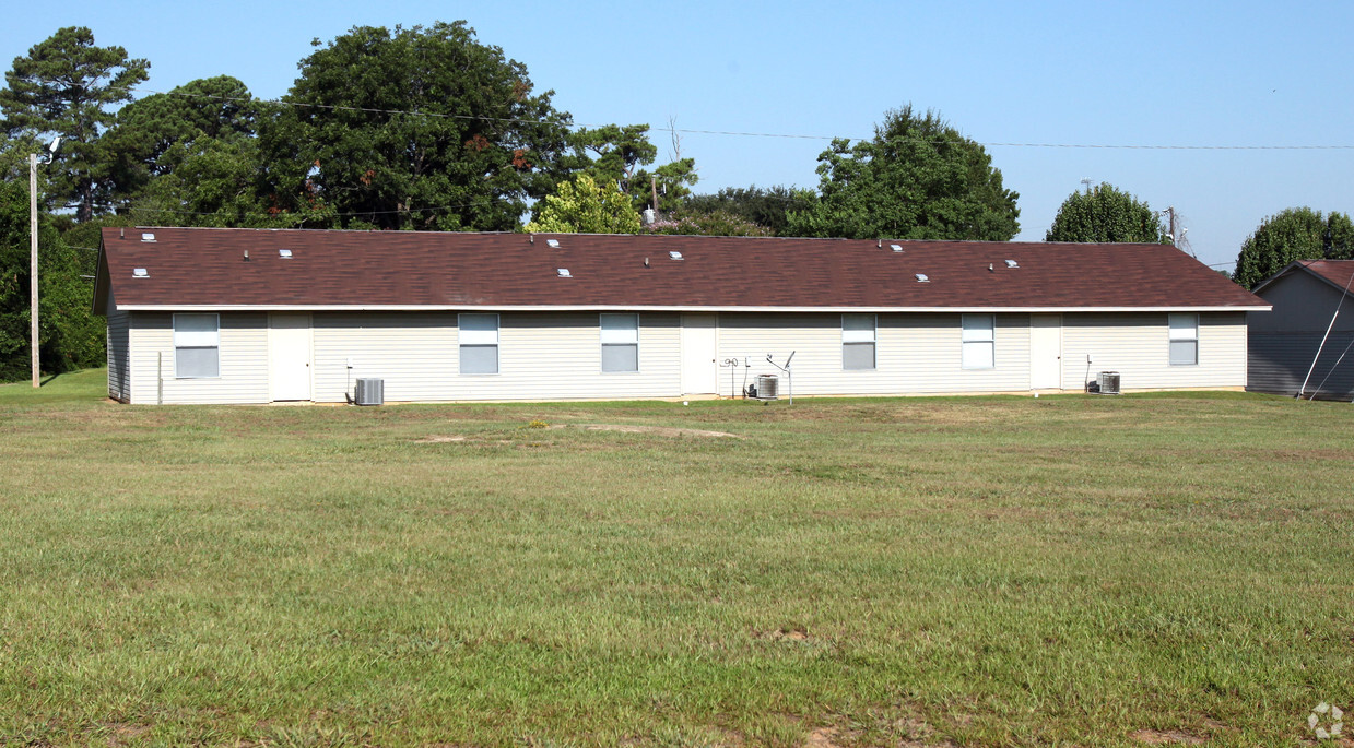 Building Photo - Brookhaven Apartments