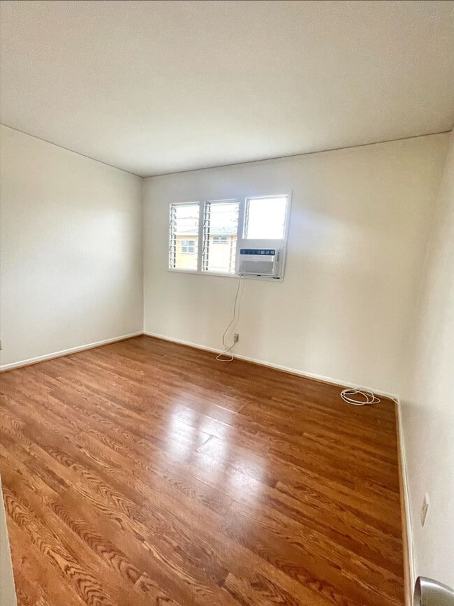 Building Photo - Townhouse Rental - 2 Bedroom, 1.5 Bathroom, 1 Parking in Waiau Gardens Kai!