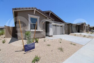 Building Photo - 2064 W Sienna Bouquet Pl