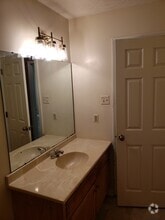 Building Photo - 489 Penny Ln
