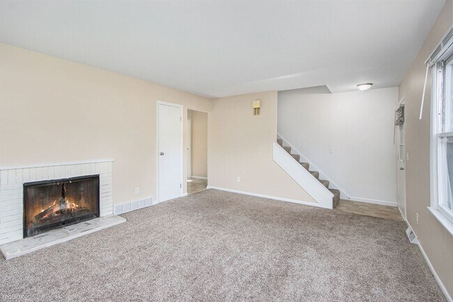 Foto del edificio - 3 br, 1.5 bath House - 822 Ashley Dr
