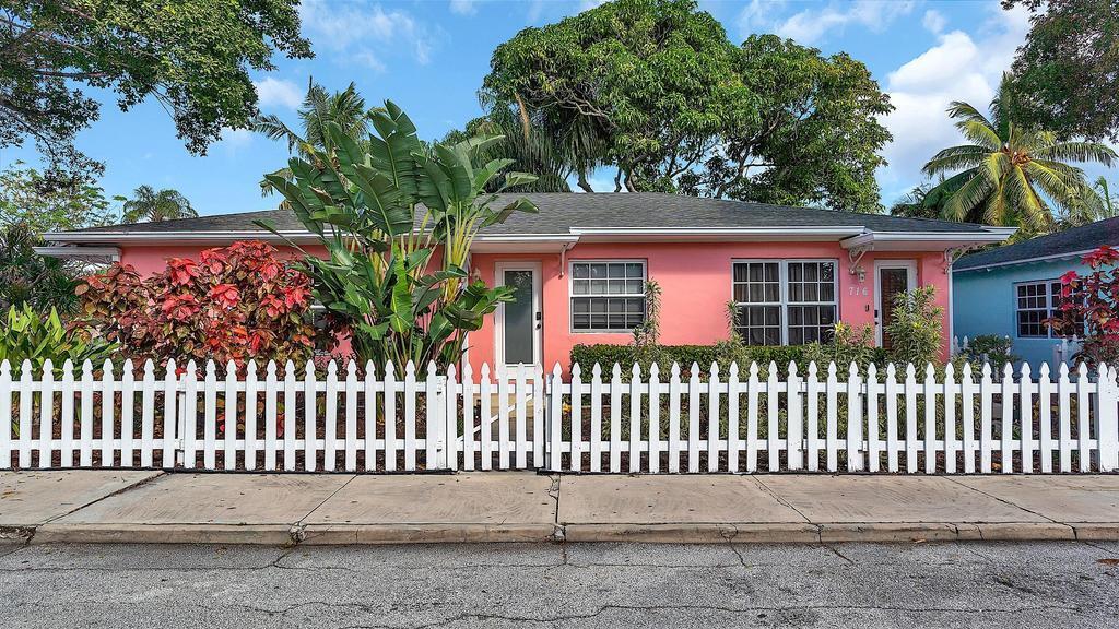Foto principal - 802 N J St