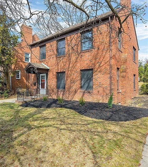 Foto principal - 3785 Washington Blvd