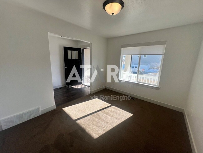 Foto del edificio - 1788 W Fall Brook Dr