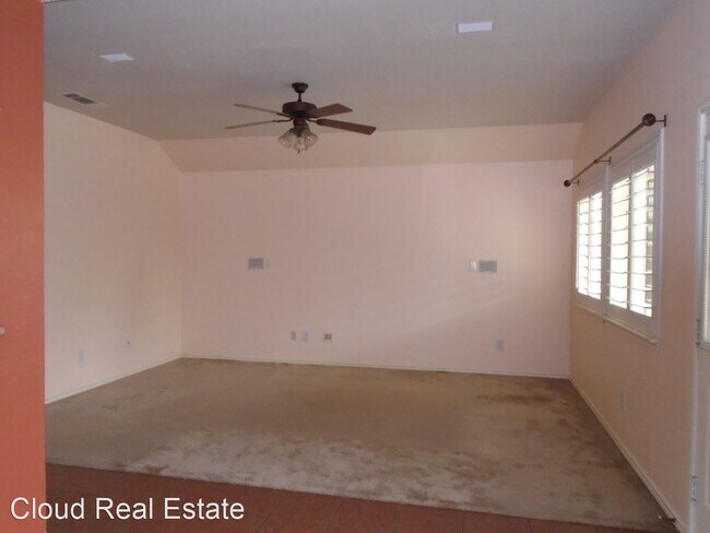 Building Photo - 4 br, 2 bath House - 1804 LOBRECHT CT