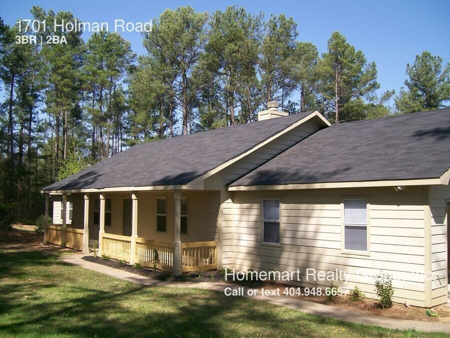 1701 Holman Rd, Hoschton, GA 30548 House for Rent in Hoschton, GA