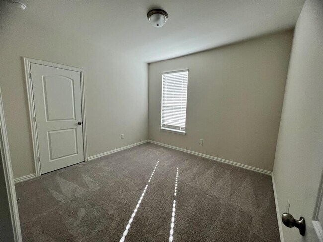 Foto del edificio - 809 Adelyn St