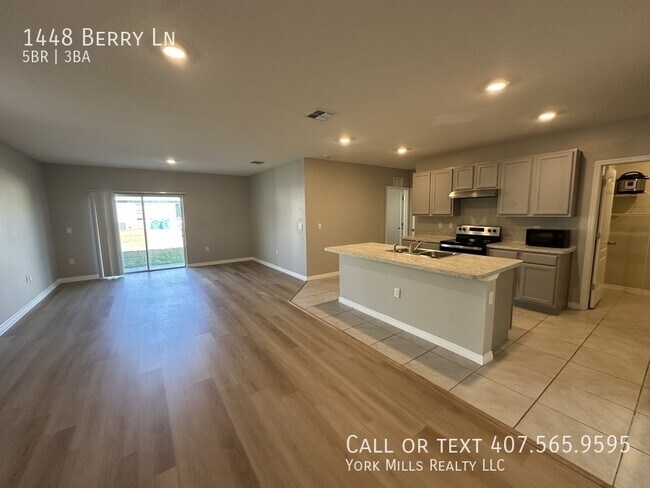 Building Photo - 1448 Berry Ln