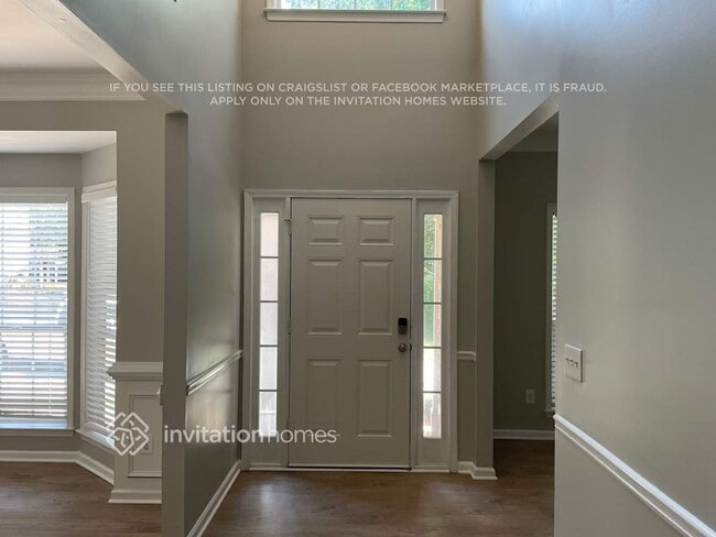 Building Photo - 2231 Creekway Dr