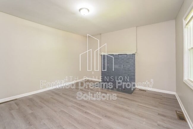 Foto del edificio - 519 W 20th St