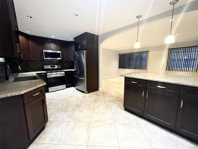 Foto del edificio - 351 E 119th St