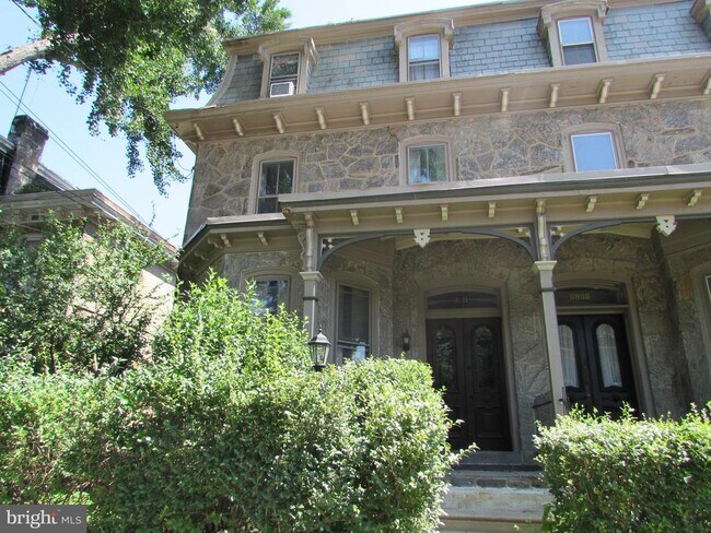 Building Photo - 5911 Greene St