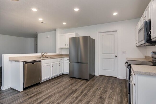 Foto del edificio - Amazing Single Family Home for Rent in Eag...