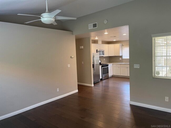 Foto del edificio - 1255 Corte Famosa