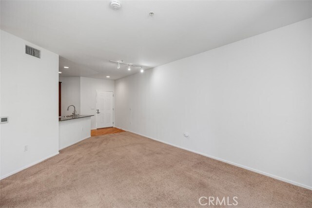 Building Photo - 1358 Scholarship