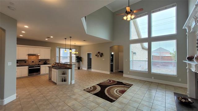 Building Photo - 4221 Crestfield Dr