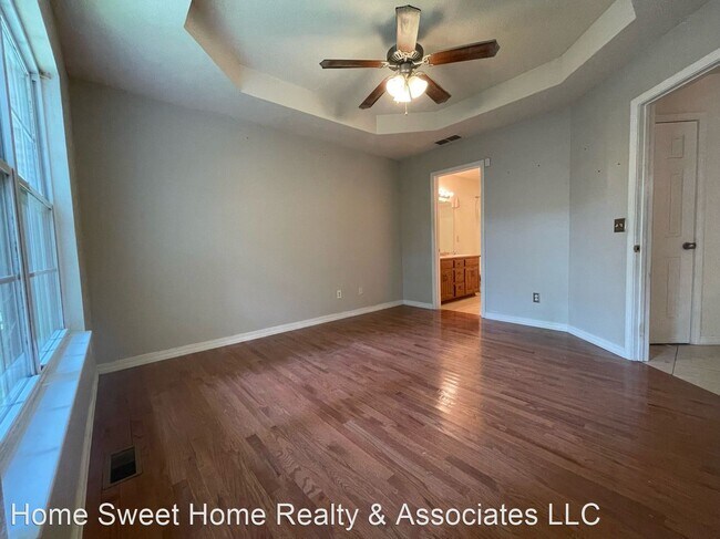 Building Photo - 3 br, 2 bath House - 1211 N Westwood Ave