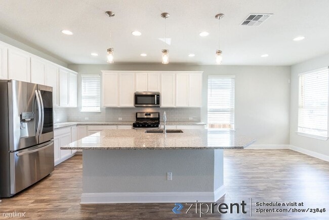 Building Photo - 5 br, 3 bath House - 3625 Texel Ln, Pfluge...