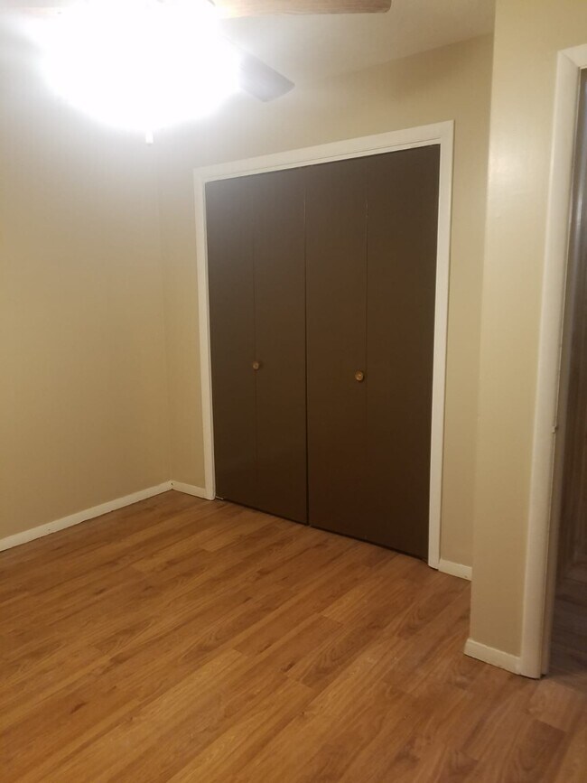 Foto del edificio - 105 College Park Ct