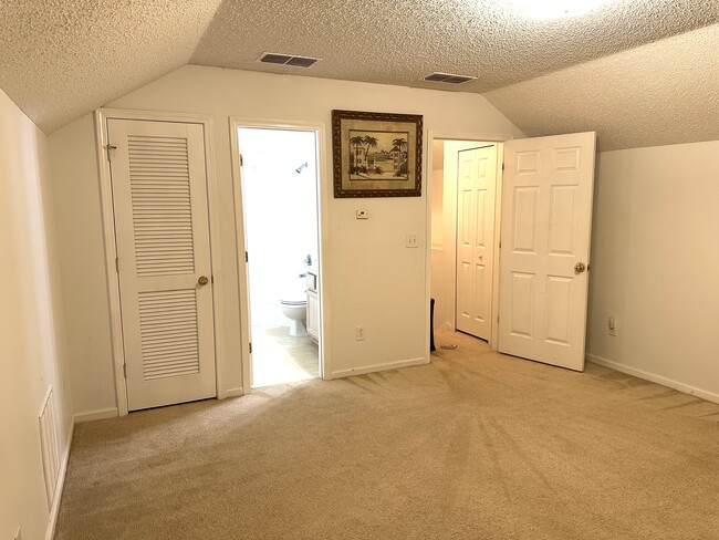 Foto del edificio - 2455 Coachman Lakes Dr