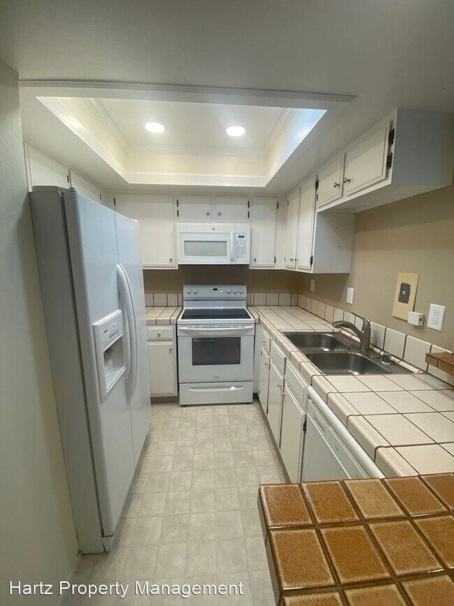 Foto del edificio - 2 br, 2 bath House - 1077 Wesley Court Apt #3