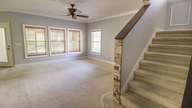 Photo - 6717 Sorrento St Townhome