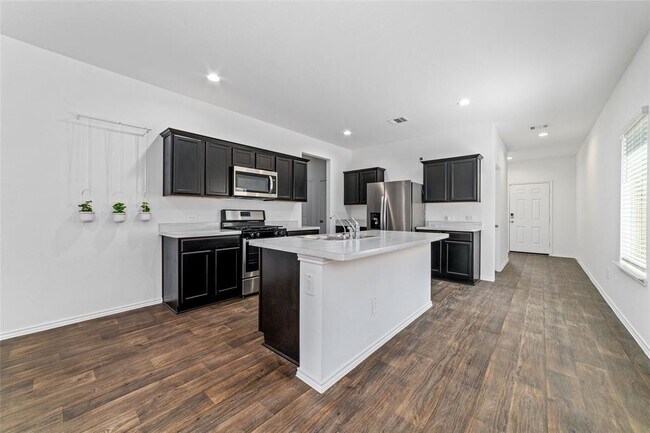 Building Photo - 14720 Hazel Br Dr