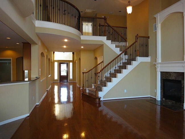 Foto del edificio - 5118 Fountainbrook Ln
