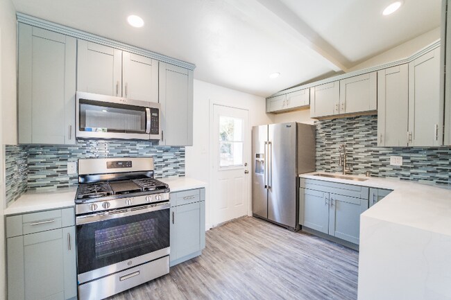 Building Photo - 333 Townsite Dr