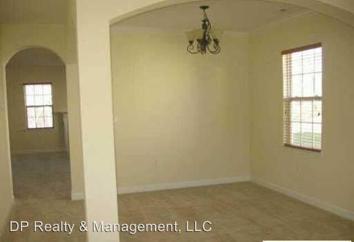 Primary Photo - 4211 High Shoals Dr