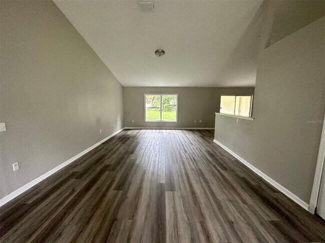 Building Photo - 33 Prosperity Ln