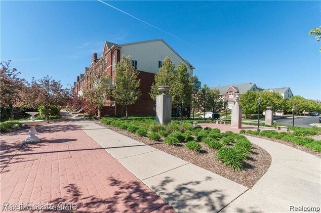 Foto del edificio - 1462 Devon Ln